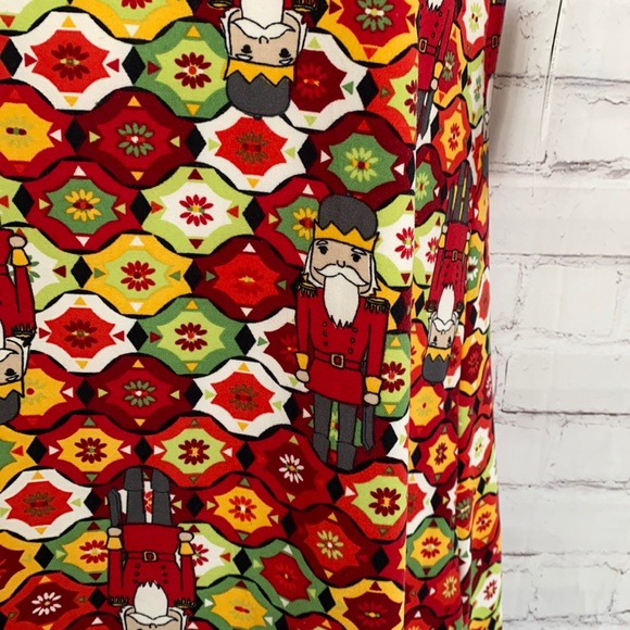 LulaRoe Classic T Nut Cracker theme XXS - Picture 3 of 12